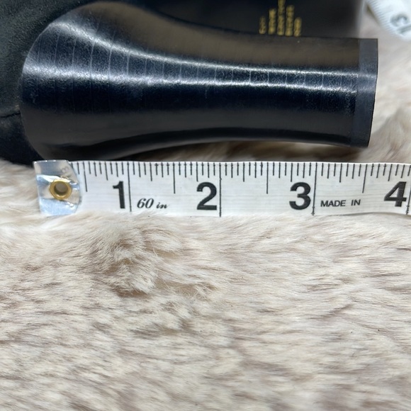 Colin Stuart for Victoria Secret•Suede Boots - Picture 8 of 8